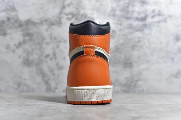 JORDAN 1 RETRO REVERSE SHATTERED BACKBOARD - Imagen 3