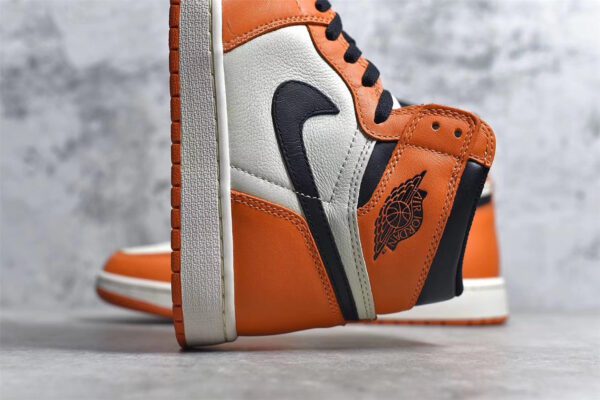 JORDAN 1 RETRO REVERSE SHATTERED BACKBOARD - Imagen 6