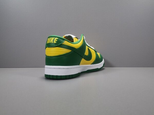 NIKE DUNK LOW BRAZIL - Imagen 9