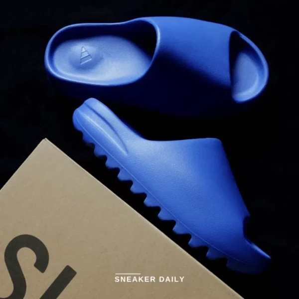 ADIDAS YEEZY SLIDE AZURE - Imagen 2