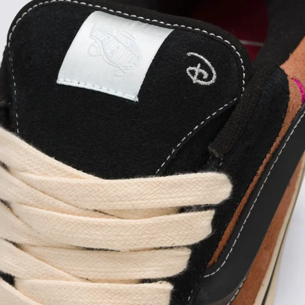 VANS X DISNEY 100TH SCAR KNU SNEAKERS - Imagen 2