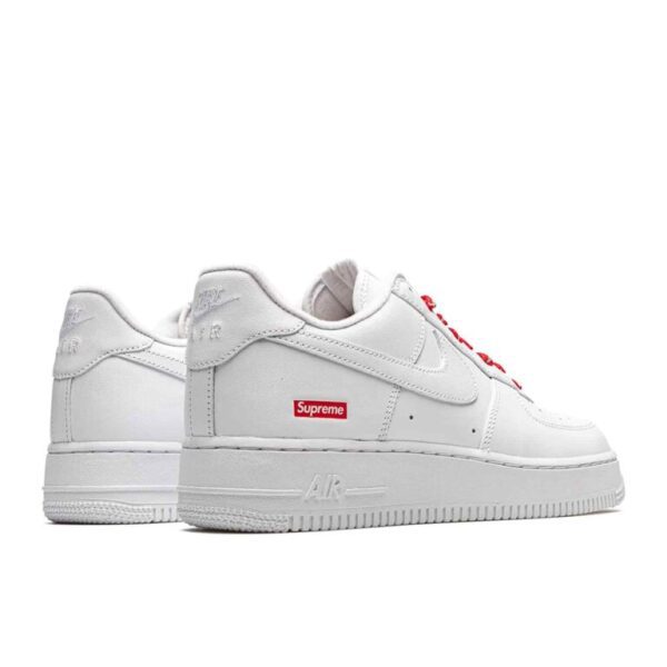 NIKE AIR FORCE 1 LOW SUPREME WHITE - Imagen 6