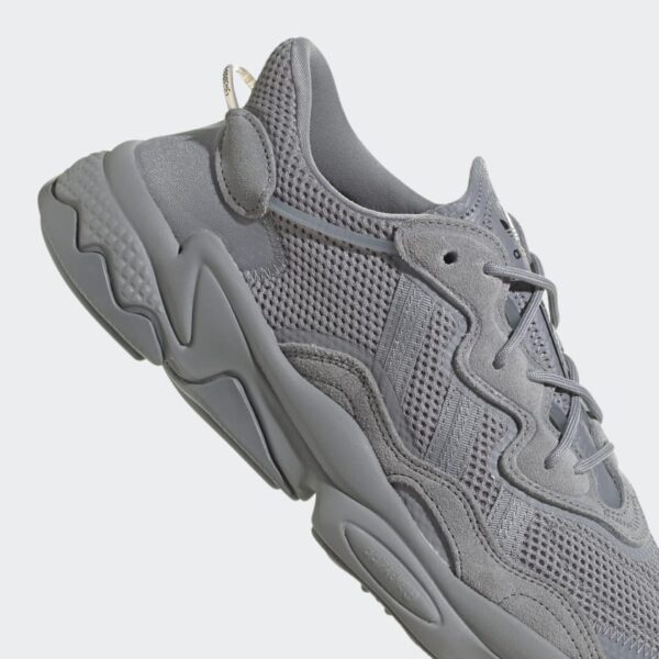 OZWEEGO GREY ADIDAS - Imagen 2