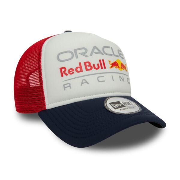 GORRA DE CAMIONERO RED BULL RACING NEW ERA CON DISEÑO EN COLOR E-FRAME - Imagen 3