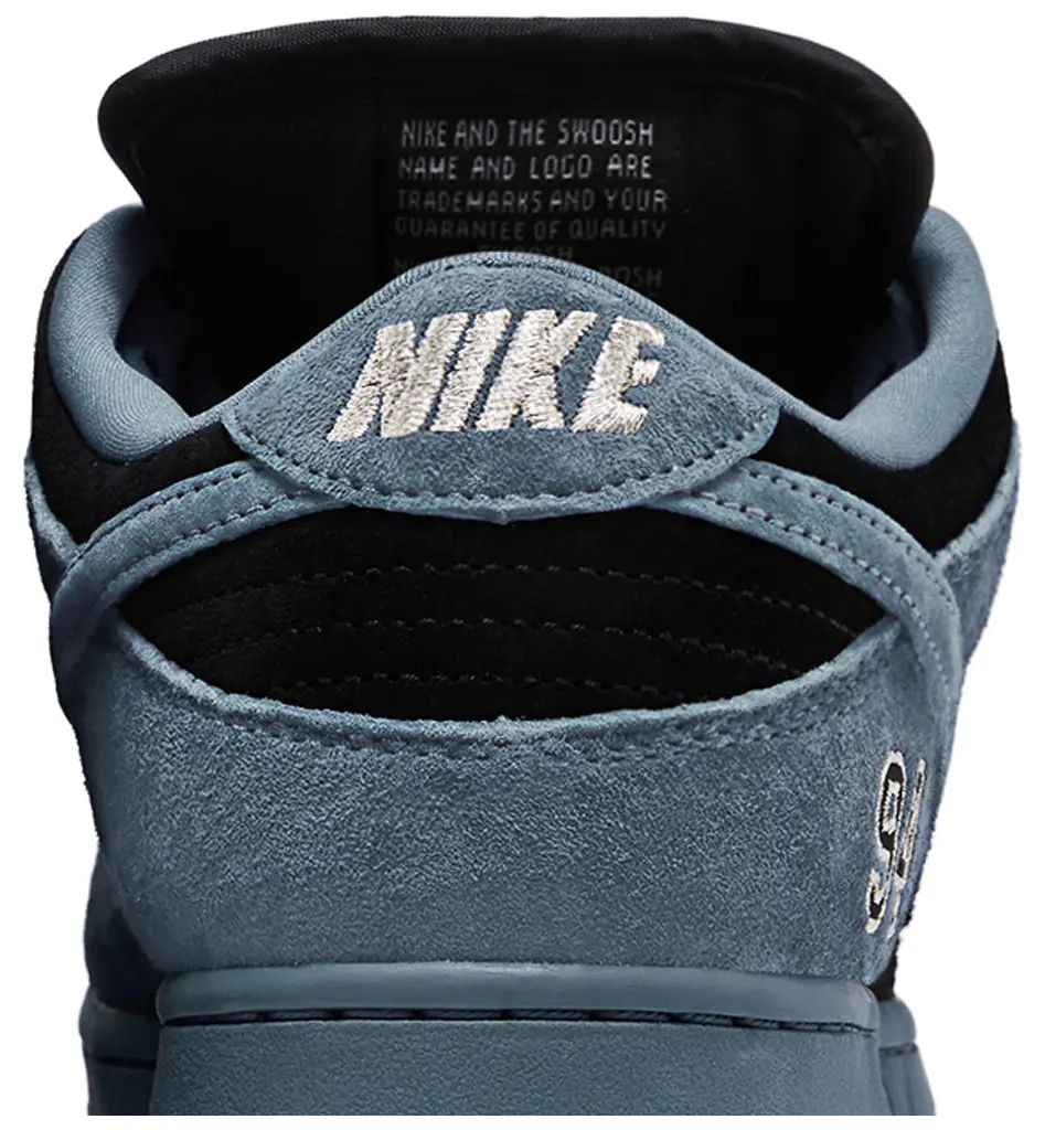 Nike Supreme x Dunk Low SB 'Ocean Fog' - Imagen 3